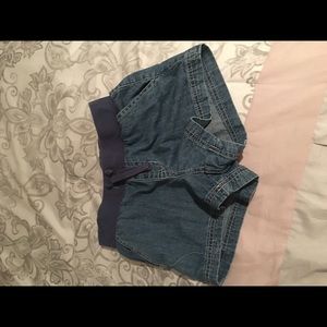 Girls size 10-12 blue jean stretchy shorts